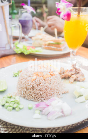 Repas de pâte de crevettes, riz frit stock photo Banque D'Images