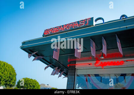 Low angle view of breakfast signer sur diner, San Francisco, California, USA Banque D'Images