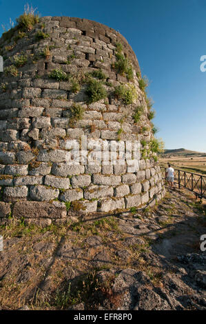 Torralba, Sassari, Sardaigne, Italie, 6/2013.vue intérieure de Santu Antine, le plus grand Nuraghe vieille tour de l'île. Banque D'Images