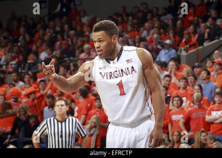 Charlottesville, Virginia, USA. 7 Février, 2015. Virginie guard Justin Anderson (1) au cours d'un match de basket-ball de NCAA Samedi 7 février 2015, à Charlottesville, Virginie Virginie battu Louisville 52-47. © Andrew Shurtleff/ZUMA/Alamy Fil Live News Banque D'Images