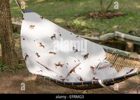 Stylisé Vintage hamac dans jardin, stock photo Banque D'Images