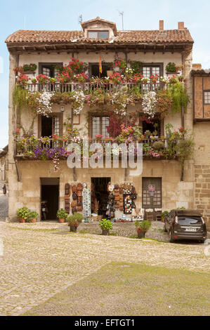 Maison typique à Santillana del Mar, Cantabria, Espagne. Banque D'Images