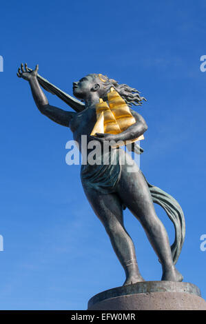 Statue en bronze l'esprit de South Shields, par Irene Brown, sur South Shields quayside, Angleterre du Nord-Est, Royaume-Uni Banque D'Images