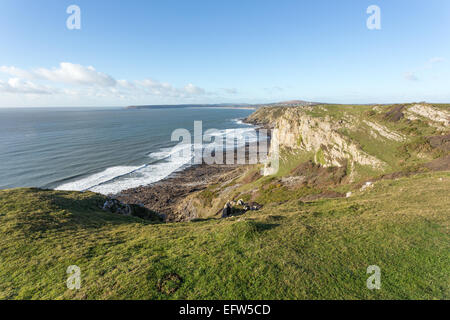 Le chemin de la Côte Sud du Pays de Galles sur la péninsule de Gower, à l'ouest de Pulldu la tête, Oxwich Bay dans la distance Banque D'Images