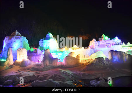 Dans la forteresse de glace Ice Festival Sounkyo Banque D'Images