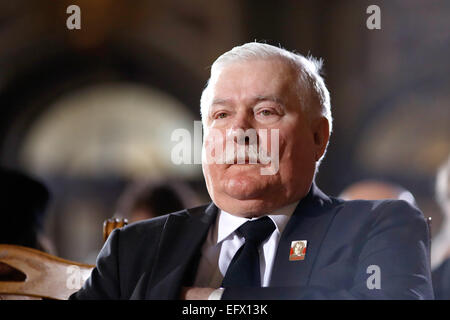 Berlin, Allemagne. Feb 11, 2015. L'ancien président polonais Lech Walesa assiste à un service funèbre pour la fin de l'ancien président allemand Richard von Weizsaecker à la Cathédrale de Berlin à Berlin, Allemagne, 11 février 2015. Weizsaecker est décédé à l'âge de 94 ans le 31 janvier 2015. © AFP PHOTO alliance/Alamy Live News © AFP PHOTO alliance/Alamy Live News © AFP PHOTO alliance/Alamy Live News Crédit : afp photo alliance/Alamy Live News Banque D'Images