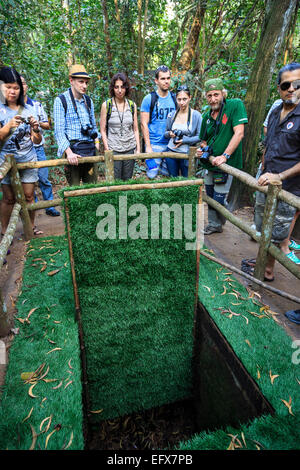 Les Tunnels de Cu Chi près de Ho Chi Minh Ville (Saigon), Vietnam. Banque D'Images