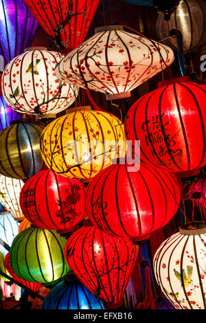 Lanternes de soie traditionnelle, Hoi An, Vietnam. Banque D'Images