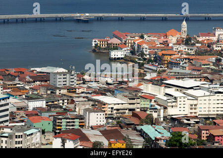 La ville de Panama, Panama, vieille ville, Casco Viejo, vu de Ancon Hill. Vieille ville , ville historique Panama City Central Americ Banque D'Images