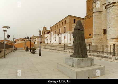 Statue Monument à la Reine Juana I de Castille, Tordesillas, Valladolid, Castille et Leon, Espagne. Banque D'Images