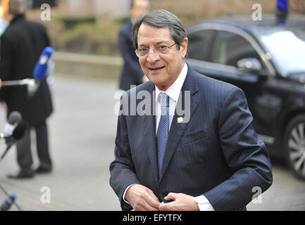 Bruxelles, Belgique. 12 Février, 2015. Le Président chypriote Nicos Anastasiades arrive au siège de l'UE pour un sommet de l'UE à Bruxelles, Belgique, le 12 février 2015. © Ye Pingfan/Xinhua/Alamy Live News Banque D'Images