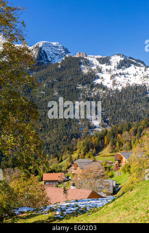 Wengen avec Alpes Bernoises dans l'arrière-plan, Oberland Bernois, Alpes Suisses, Suisse, Europe Banque D'Images