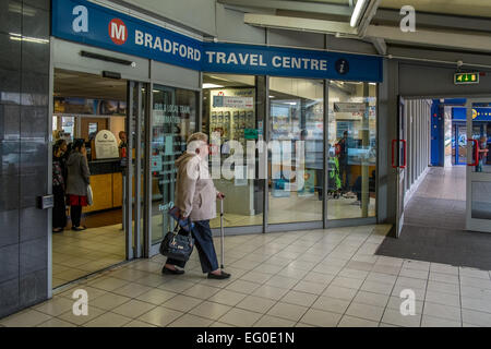 Voyage au centre de Bradford Bradford Metro Banque D'Images