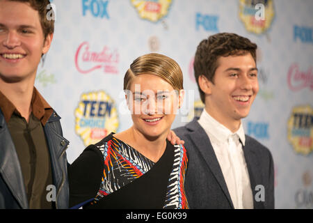 Assister à des célébrités du FOX 2014 Teen Choice Awards - Salle de presse Au Shrine Auditorium. En vedette : Ansel Elgort,Shailene Woodley,Nat Wolff Où : Los Angeles, California, United States Quand : 10 août 2014 Banque D'Images