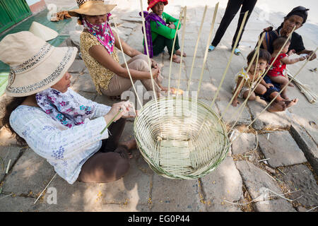 Kon Tum en situation minoritaire, le Vietnam.Bahnar (groupe ethnique) Ba Na - style de vie. Banque D'Images