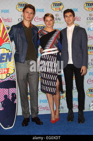 Assister à des célébrités du FOX 2014 Teen Choice Awards - Salle de presse Au Shrine Auditorium comprend : Ansel Elgort,Shailene Woodley,Nat Wolff Où : Los Angeles, California, United States Quand : 10 août 2014 Banque D'Images