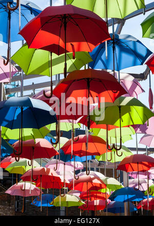 Installation d'art parapluie à Borough Market, à Brew Wharf, triage, Londres SE1 Banque D'Images