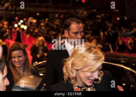 Berlin, Allemagne. Feb 13, 2015. Cate Blanchett lors de la première 'Cinderella' lors de la 65e Berlinale Festival International du Film de Berlin en Allemagne le 13 février 2015. Credit : Stefan Papp/Alamy Live News Banque D'Images