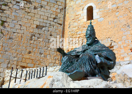 Monument au Pape Benoît XIII, Peniscola, Communauté Valencienne, Espagne Banque D'Images