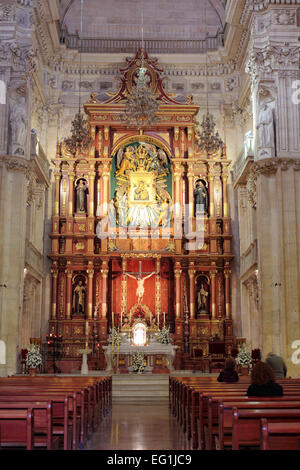 L'intérieur de Santa Maria del Perpetuo Socorro église, Grenade, Andalousie, Espagne Banque D'Images