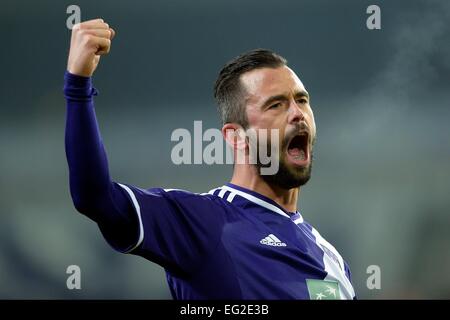 Anderlecht, Bruxelles, Belgique. 12 Février, 2015. Demi-finale de la Coupe de Belgique. Anderlecht et Gand. Le milieu de terrain Steven Defour du RSC Anderlecht fête son but © Plus Sport Action/Alamy Live News Banque D'Images