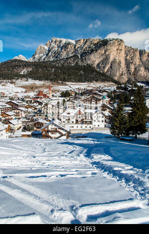 Vue d'hiver de Selva di Val Gardena, l'Alto Adige - Tyrol du Sud, Italie Banque D'Images