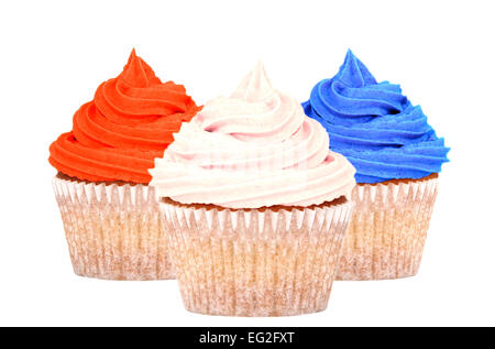 Cupcakes patriotique garnie de rouge, blanc et bleu givré, isolé sur fond blanc Banque D'Images