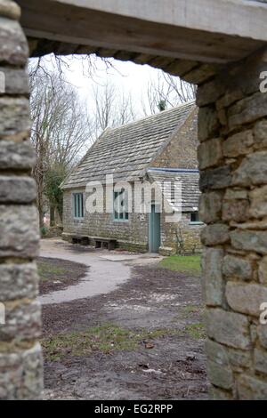 Tyneham village, dorset, fermé au public pendant les tirs en direct comme maintenant sur MOD de tir. Banque D'Images