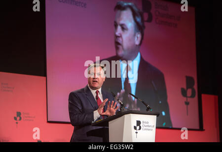 Ed Balls,Shadow Chancelier de l'échiquier, en parlant à la conférence des Chambres de commerce britannique à Londres Banque D'Images