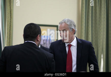 La ville de Gaza, bande de Gaza, territoire palestinien. Feb 15, 2015. Représentant du Quartet pour le Moyen-Orient et l'ancien Premier ministre britannique, Tony Blair, rencontre les hommes d'affaires palestiniens, dans la ville de Gaza, le 15 février 2015 Credit : Ashraf Amra/APA/Images/fil ZUMA Alamy Live News Banque D'Images