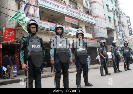 Dhaka, Bangladesh. Feb 15, 2015. Parti nationaliste du Bangladesh (BNP)-led-20 alliances parti appelé une grève nationale de 72 heures pour un dialogue exigeant l'élection nationale de Dhaka, 15 février 2015. Mamunur Rashid/crédit : Alamy Live News Banque D'Images