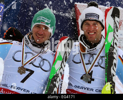 Felix Neureuter (L) et Fritz Dopfer de Allemagne réagir après la mens slalom aux Championnats du Monde de Ski Alpin à Vail - Beaver Creek, Colorado, USA, 15 février 2015. Photo : Stephan Jansen/dpa Banque D'Images