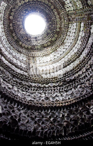 Dessins et modèles industriels dans le Shell Shell Grotto, Margate, Angleterre Banque D'Images