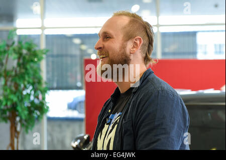 Usa. Feb 13, 2015. 20150213, Helsinki, Finlande. Robert Helenius ja-auto Delta. yheteistyhn ||| boxeur finlandais Robert Helenius photographié au cours de conférence de presse à Helsinki, Finlande. Timo Korhonen/Tous les plus de Presse © csm/Alamy Live News Banque D'Images