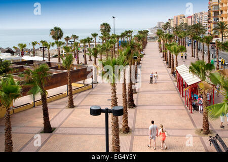 Promenade en bord de plages fuengirola malaga andalousie espagne Banque D'Images