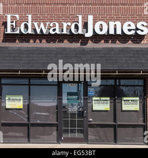 L'avant d'une entreprise de placement, Edward Jones.. Banque D'Images