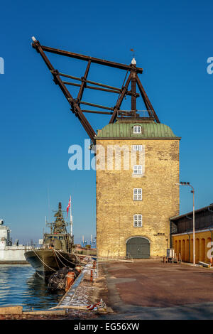 Mastekranen avec mise en berne, Holmen, Copenhague, Danemark Banque D'Images