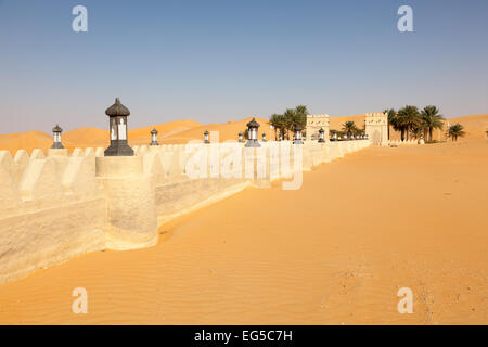 Le Qasr Al Sarab Desert Resort by Anantara Hôtel à Abu Dhabi Banque D'Images