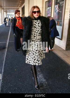 New York, New York, USA. 16 Février, 2015. Olivia Palermo en arrivant à la Carolina Herrera Automne 2015 défilé à New York City - Feb 16, 2015 - Photo : Manhattan piste/Charles Eshelman/photo : dpa Crédit alliance photo alliance/Alamy Live News Banque D'Images