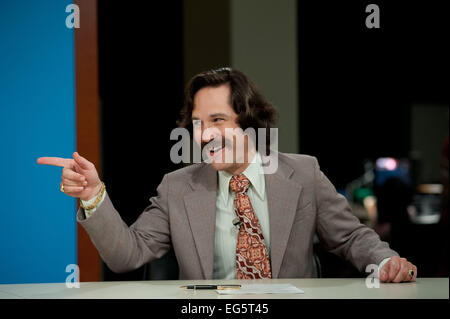 Présentateur 2 : LA LÉGENDE CONTINUE (2013) PAUL RUDD ADAM MCKAY (DIR) COLLECTION MOVIESTORE LTD Banque D'Images