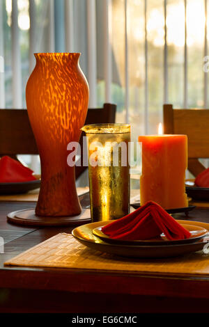 Réglage de la table pour le dîner Banque D'Images