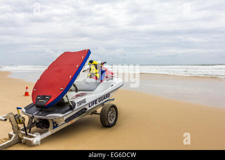 Sauveteur sauvetage Navire à Maroochydore Surf Life Saving Club, Sunshine Coast, Queensland, Australie Banque D'Images