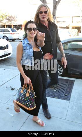 Sebastian Bach repéré avec sa nouvelle petite amie sur une promenade dans Los Angeles avec : Sebastian Bach Où : Los Angeles, California, United States Quand : 15 août 2014 Banque D'Images