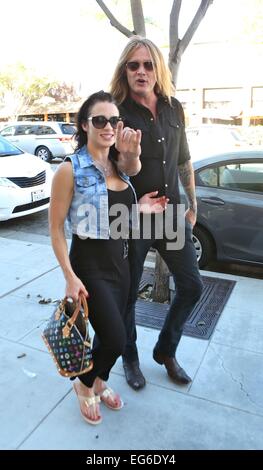 Sebastian Bach repéré avec sa nouvelle petite amie sur une promenade dans Los Angeles avec : Sebastian Bach Où : Los Angeles, California, United States Quand : 15 août 2014 Banque D'Images