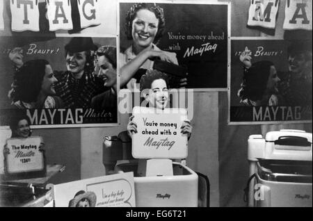 Maytag Laveuse pièce lors de l'exposition de la vallée de Champlain, New York en août 1941. (BSLOC   2014 13 221) Banque D'Images