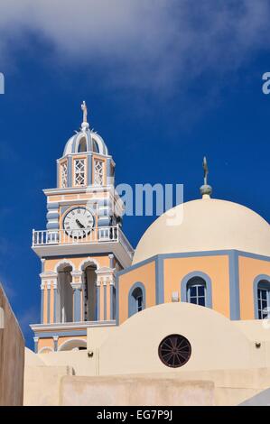 L'horloge de Saint Jean le Baptiste, l'Église catholique Thera, l'île de Santorin (thira) Grèce Banque D'Images