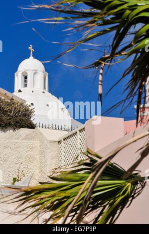 L'horloge de Saint Jean le Baptiste, l'Église catholique Thera, l'île de Santorin (thira) Grèce Banque D'Images