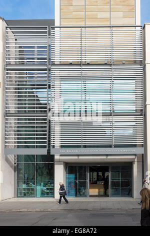 Le Wilson, Cheltenham Art Gallery and Museum qui a rouvert en octobre 2013 et abrite également le bureau d'Information Touristique Banque D'Images
