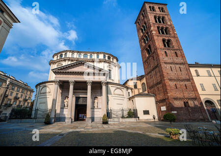 Sanctuaire de la Consolata de Turin Piémont Esternal Banque D'Images