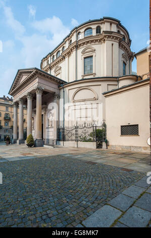 Sanctuaire de la Consolata de Turin Piémont Esternal Banque D'Images